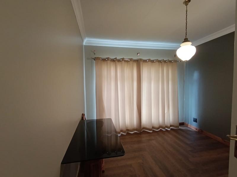 4 Bedroom Property for Sale in Middelburg Eastern Cape